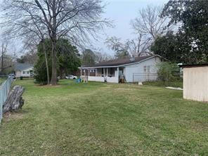 305 5TH AVE, CHICKASAW, AL 36611, photo 3 of 9