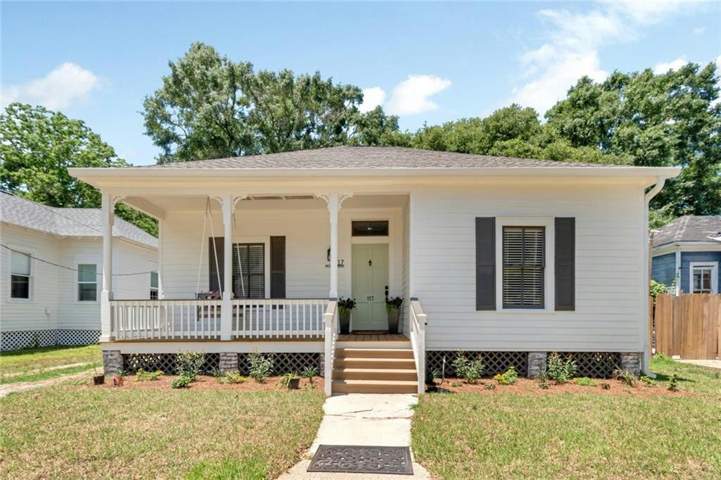 117 HYLAND AVE, MOBILE, AL 36607, photo 1 of 29