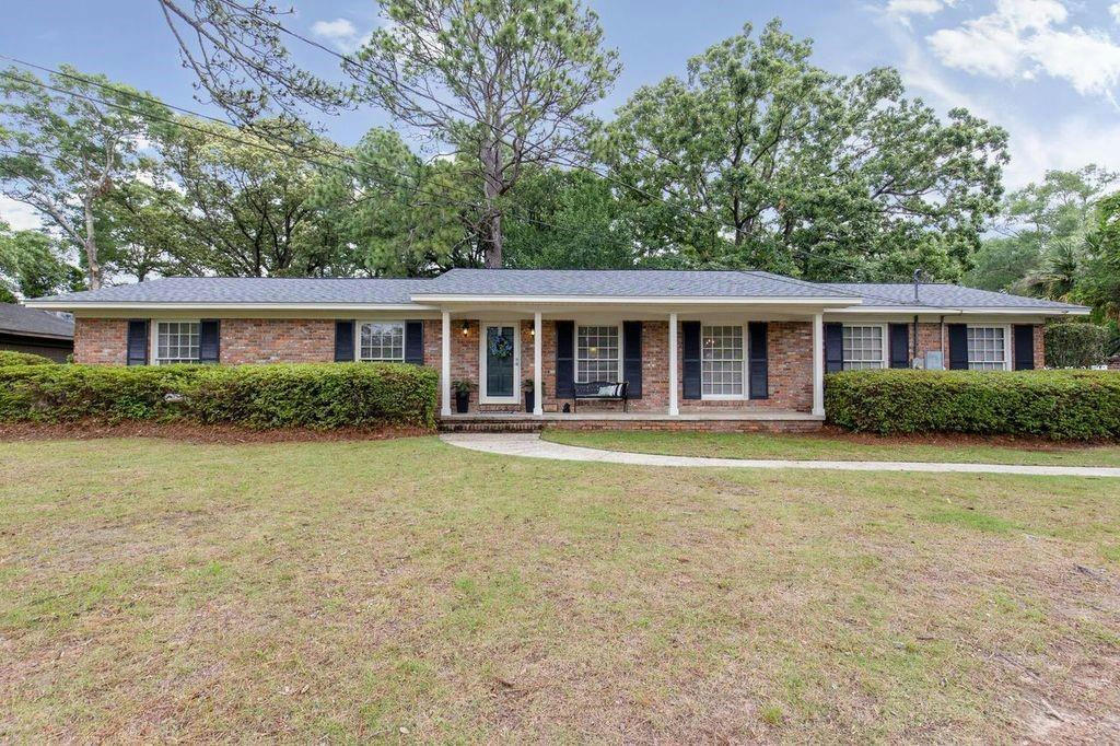 4104 LIBBY DR, MOBILE, AL 36693, photo 1 of 24